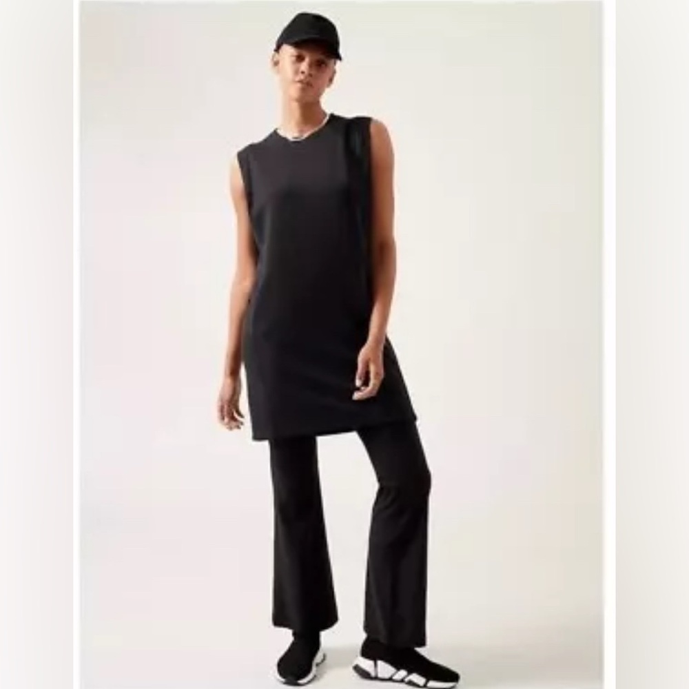 Athleta Womens Seasoft Tank Dress Black SOFT Relaxed Sleeveless Size Small